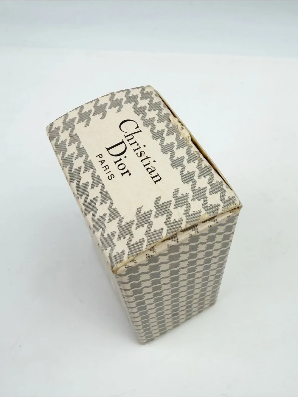 Vintage Christian Dior Miss Dior Perfumed Soap Savon 2.5 oz Houndstooth Box